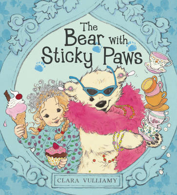 The Bear with Sticky Paws: The Bear With Sticky Paws