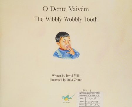 The Wibbly Wobbly Tooth in Portuguese and English